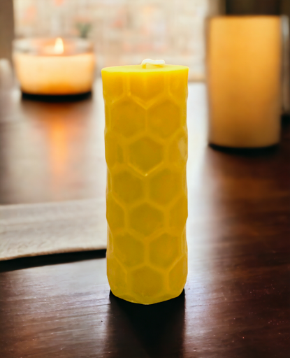 [CAND-WDH-NAT] Wide Design Honeycomb Candle